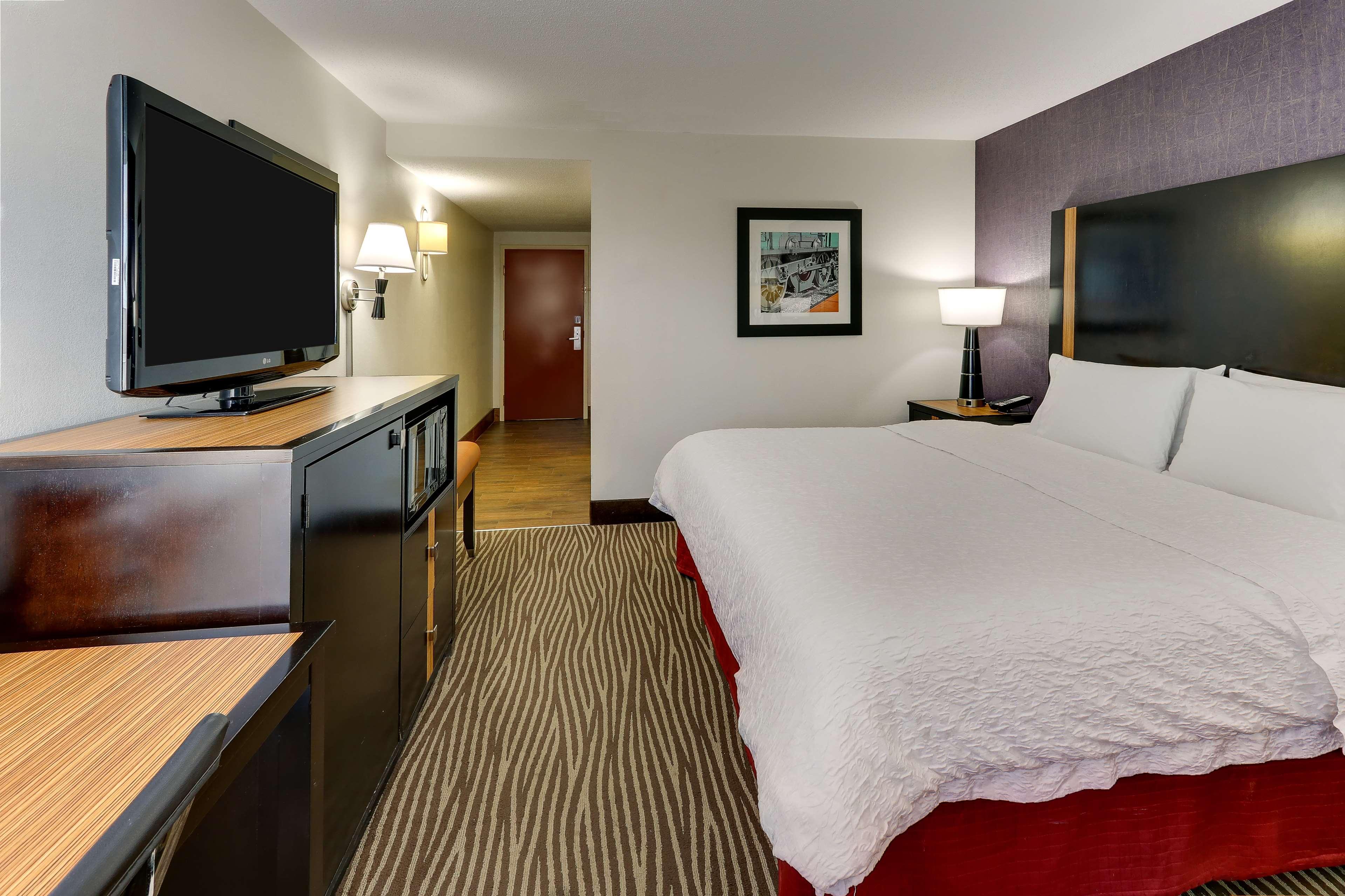 Hampton Inn Springfield Exterior foto