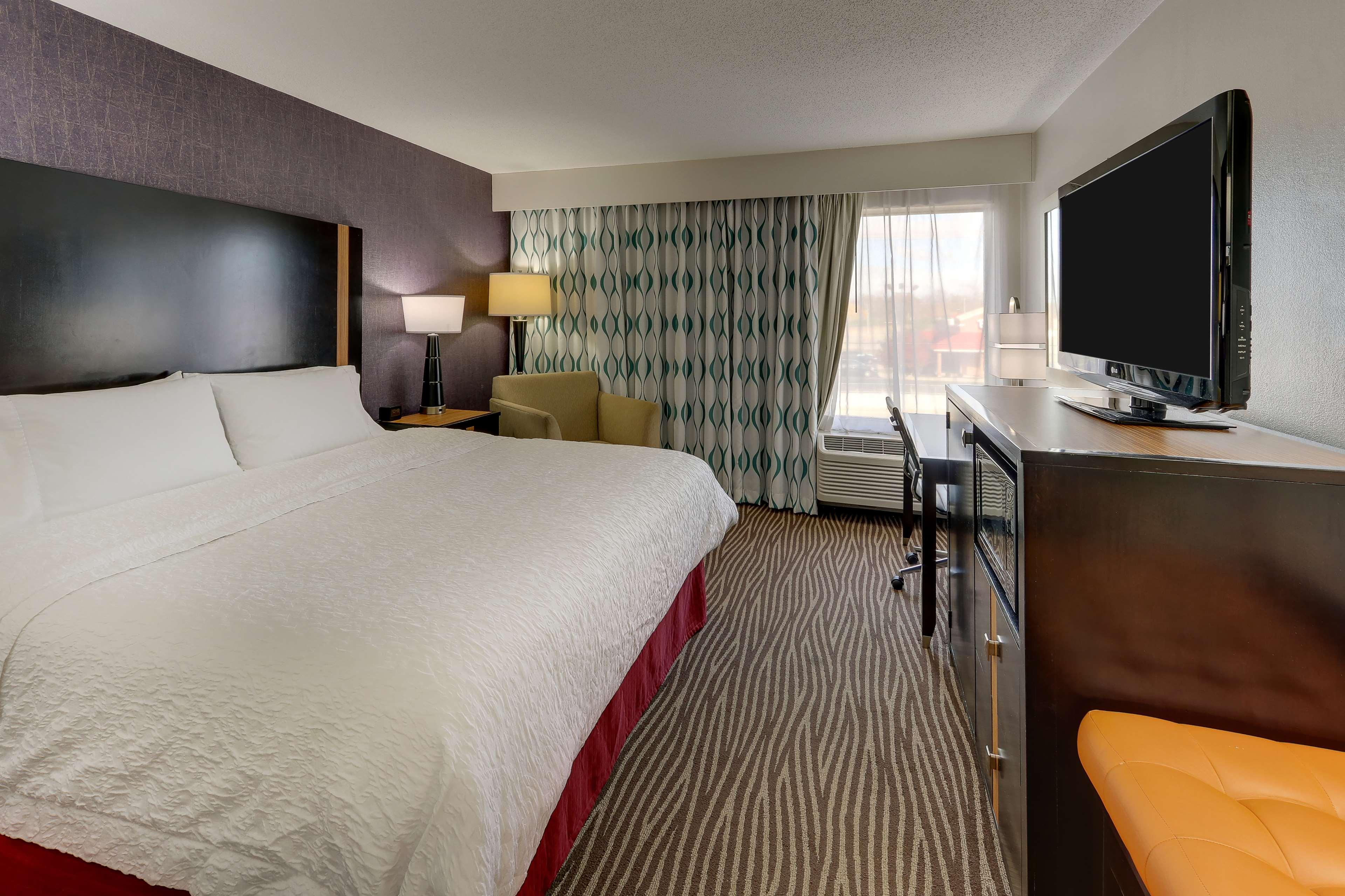 Hampton Inn Springfield Exterior foto